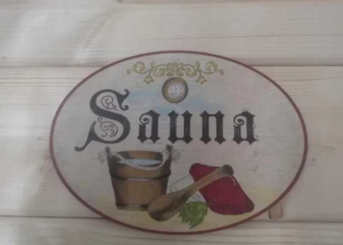 Hannes' Thatched House On Ruegen Апартаменты